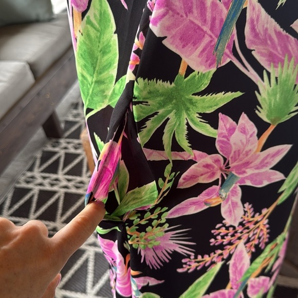 Easel Los Angeles | Tropical Print Maxi Dress - Picture 5 of 9